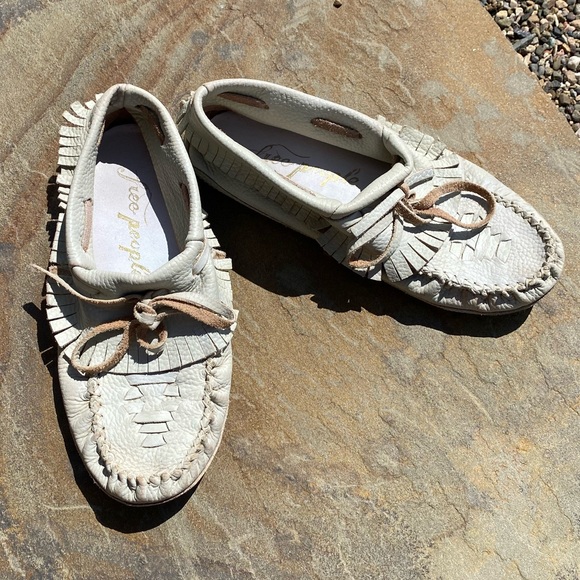 Free People Fringed Leather Moccasins - Picture 4 of 16
